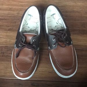 Sebago boat shoes. Men’s size 9. Brand new.